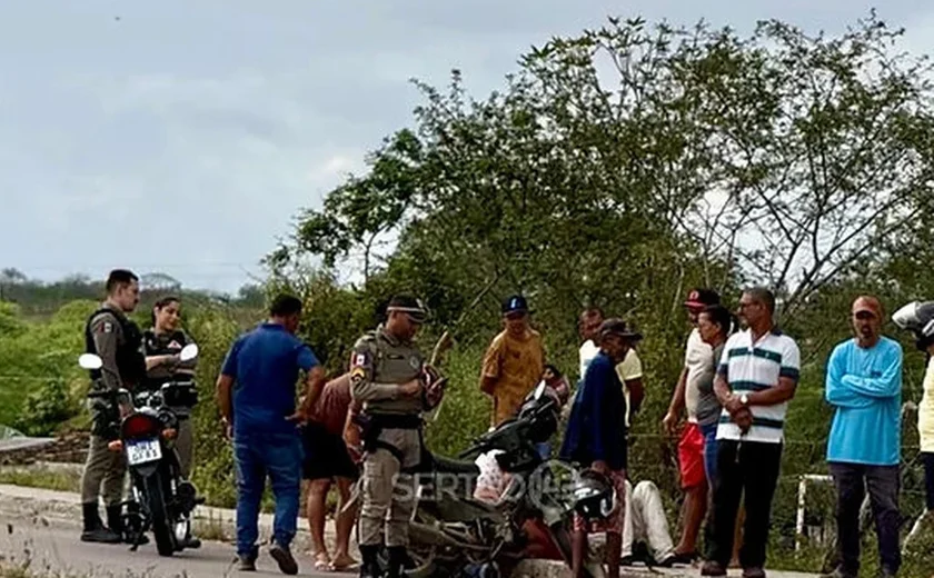 Idosos ficam feridos em acidente de moto na rodovia AL-220