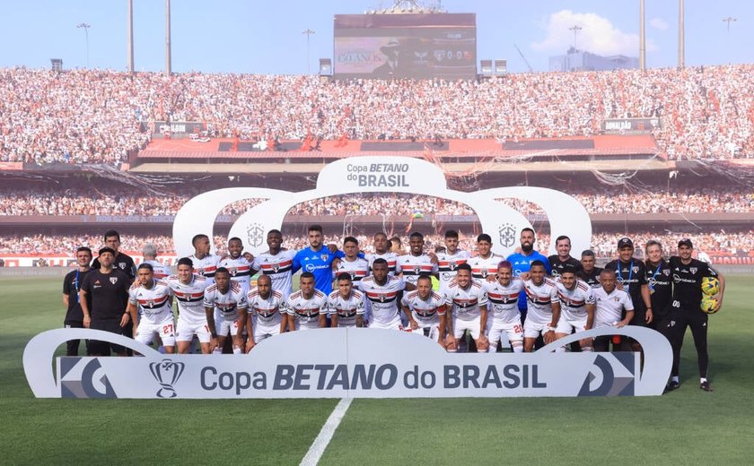 São Paulo segura empate com Flamengo e vence a Copa do Brasil pela primeira vez