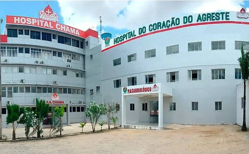 Enfermeiros denunciam desconto de R$ 700 no complemento do piso salarial em hospital de Arapiraca