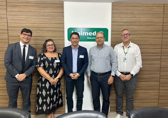 OCB/AL visita a Unimed para apresentar relatório dos 100 dias de gestão e fortalecer parcerias