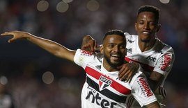 Com lance polêmico, São Paulo vence o Corinthians e cola no G4