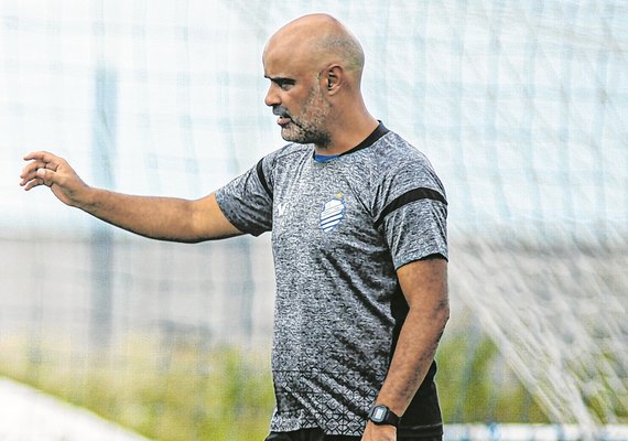 Murici e CSA decidem nesta terça vaga na final