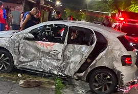 Após atropelamento de menor, motorista é cercado e agredido por populares