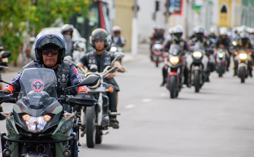 Detran alerta motociclistas em meio a alta de 12% nos atendimentos dos dois principais hospitais do estado