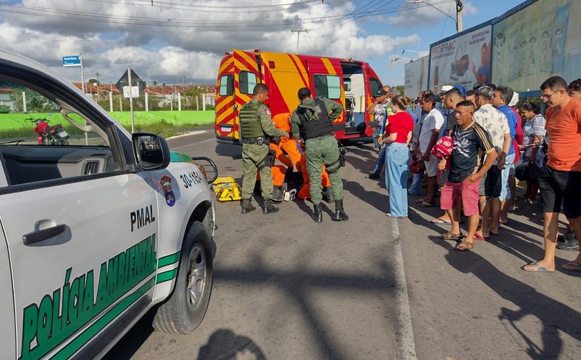 Três pessoas ficam feridas em colisão na AL-115