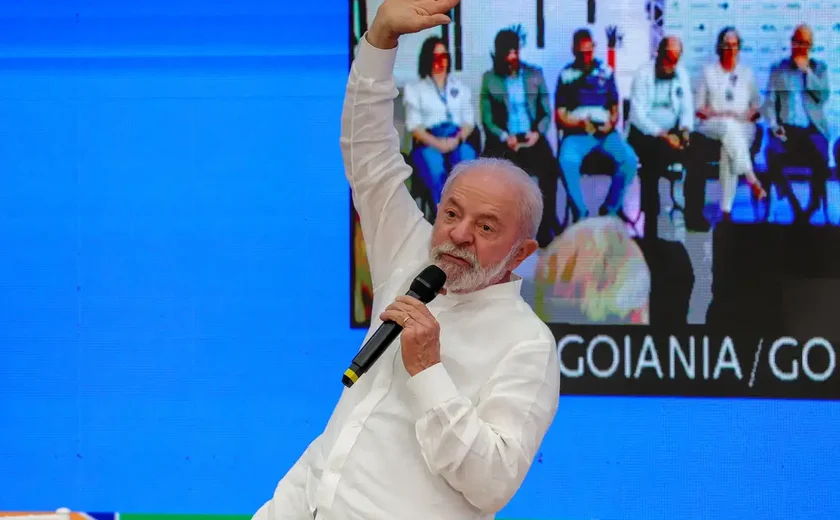 Lula lembra covid e diz que saúde não tem esquerda ou direita