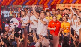 Candidatos colocam o 'bloco na rua'