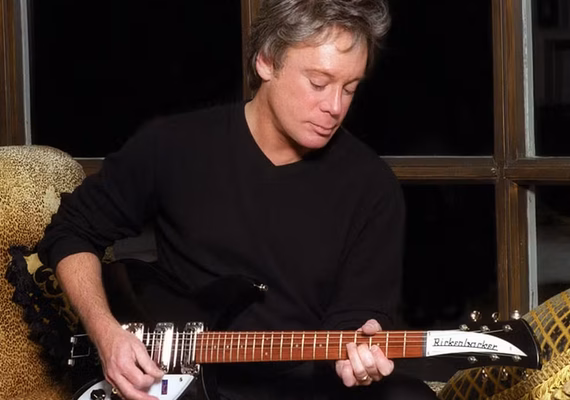 Eric Carmen, cantor do hit 'All by Myself', morre aos 74 anos enquanto dormia