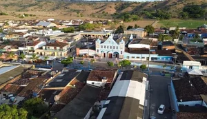 Homem ameaça familiares com facão durante surto em Maribondo