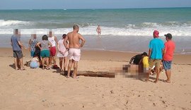Adolescente e homem são resgatados após afogamento na Praia de Jacarecica