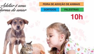 Estudantes realizam evento que reúne palestras com feira de adoção de cães e gatos