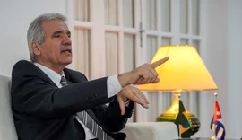 Embaixador de Cuba chama de genocídio medidas de Trump sobre petróleo