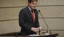 Marcelo Crivella toma posse no Rio e defende necessidade de cortar gastos