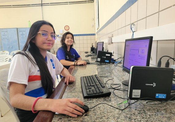 Mais de duas mil estudantes participam da Olimpíada Quimeninas em AL
