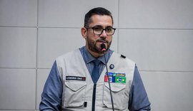 “Libertará o Estado das mãos dos Calheiros”, diz Leonardo Dias ao endossar pré-candidatura de JHC ao Governo