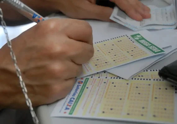 Mega-Sena acumula em R$ 76 milhões; Alagoas registra oito apostas que acertaram a quadra
