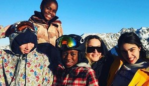 Madonna nega que viagem ao Malawi seja para adoção de mais crianças