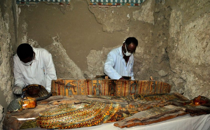 Seis múmias são encontradas em túmulo de faraó no sul do Egito