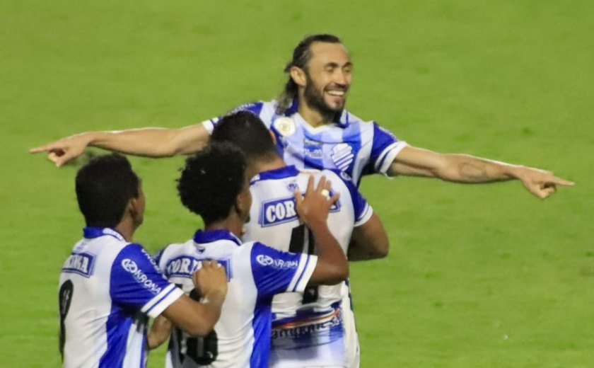 CSA vence Avaí, ultrapassa Cruzeiro e chega à terceira vitória seguida no Rei Pelé