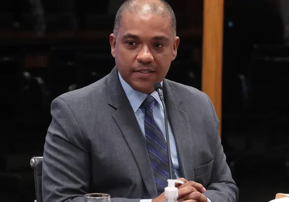 Clayton Santos toma posse no Conselho de Comunicação da Câmara dos Deputados