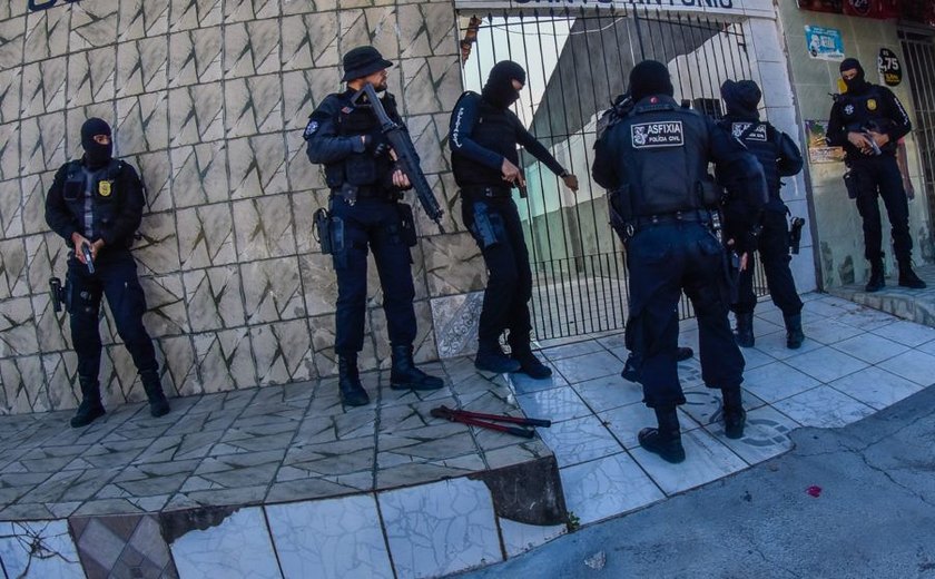 Seis suspeitos de crimes de homicídios são presos durante operação da PC em Maceió
