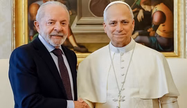 Lula se encontra com papa Leão XIV no Vaticano, fala sobre a fome e faz convite para a COP 30
