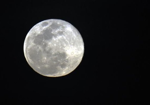 Maior superlua em quase 70 anos pode ser observada nesta segunda-feira