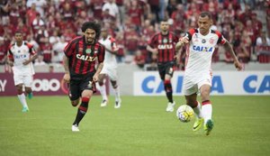 Atlético-PR empata com o Flamengo e garante vaga na Libertadores