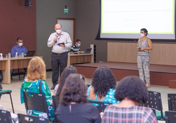 Mestranda defende tese sobre hotelaria e desenvolvimento sustentável