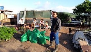 CPT e Adveniat distribuem 414 cestas de alimentos em Alagoas nesta segunda-feira