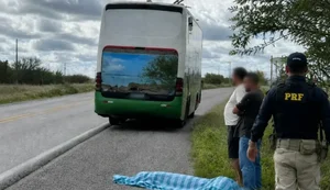 Mulher morre após ser atropelada por ônibus na BR-423, em Delmiro Gouveia