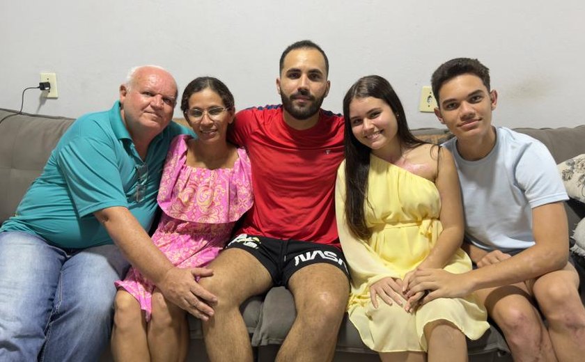 Família assistida pelo HGE se recupera de queimaduras durante preparo de hambúrgueres