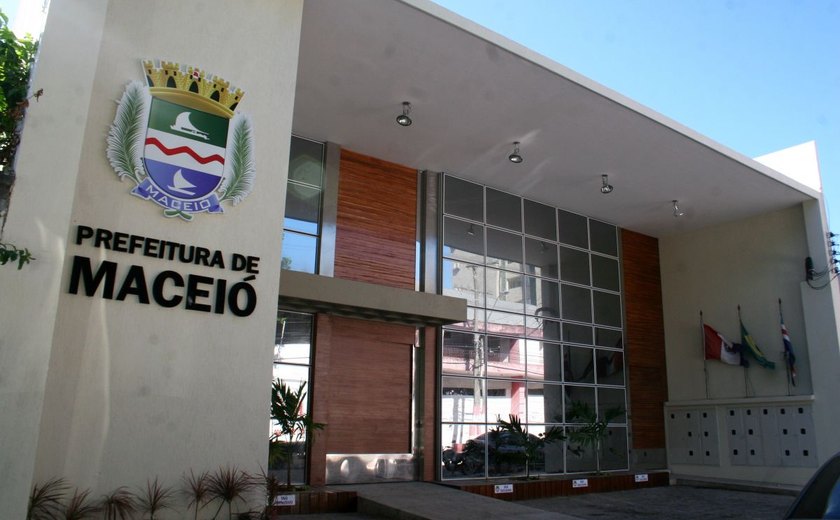 Sem reajuste, servidores de Maceió anunciam greve por tempo indeterminado