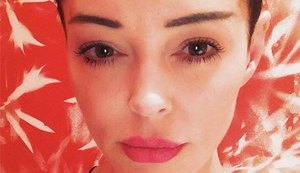 Atriz é acusada de porte de cocaína e pode pegar 10 anos de prisão