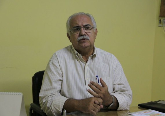 Prefeito de Arapiraca deve pagar R$ 15 mil à filha de ex-prefeita
