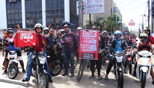 Entregadores de aplicativos de delivery paralisam atividades em Maceió