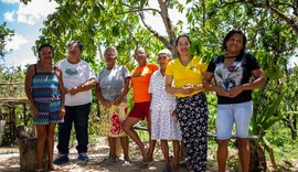 Mulheres de comunidades quilombolas não se deixam abater pela crise e fundam cooperativa