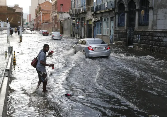 Governo federal articula apoio para afetados pelas chuvas no Rio