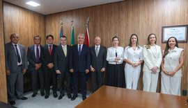 Tribunal de Contas de Alagoas empossa corpo diretivo para o biênio de 2025/2026