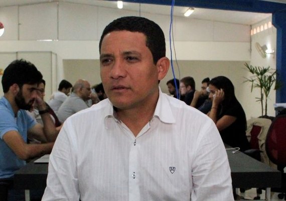 Júlio Cezar pode demitir funcionários este ano