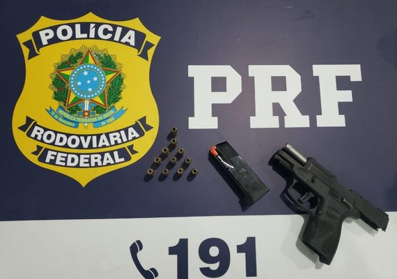 PRF prende homem por porte ilegal de arma de fogo na BR-423