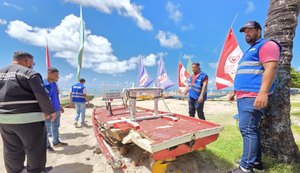 Ação retira mais de 40 toneladas de materiais inservíveis abandonados na areia