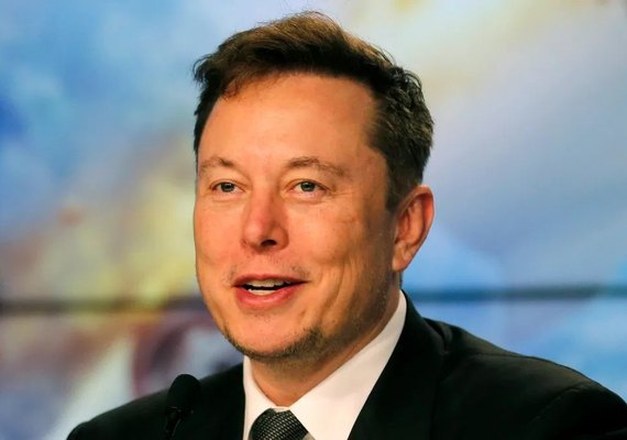 Queda em ações da Tesla tira Elon Musk do topo do ranking dos mais ricos do mundo
