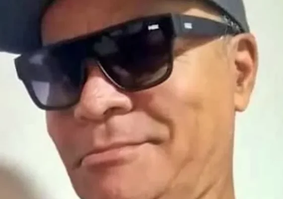 Mototaxista é morto a facadas por falso passageiro e casal é preso com moto da vítima