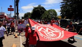 Movimentos por moradia protestam contra cortes orçamentários