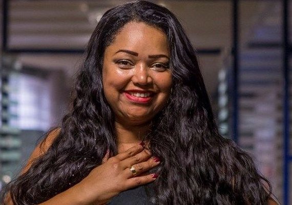 'BBB 17': Eliminada, Elis diz não se importar com rejeição e sonha em ser a Xuxa