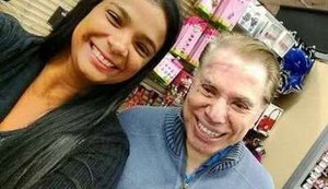 De férias nos Estados Unidos, Silvio Santos surpreende e surge em supermercado