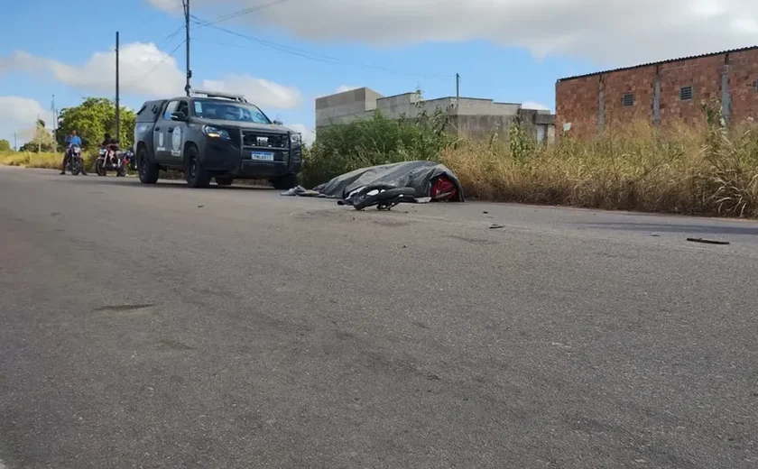 Idoso morre em colisão entre moto e caminhão na zona rural de Lagoa da Canoa