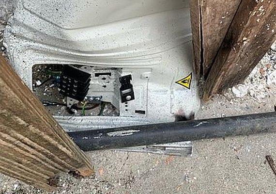 Homem fica com rosto deformado e sofre fratura no crânio após ar-condicionado explodir