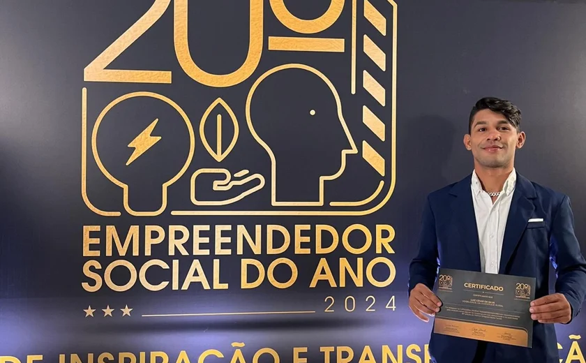 Egresso de escola estadual de Alagoas é premiado como Jovem Transformador no Prêmio Empreendedor Social 2024